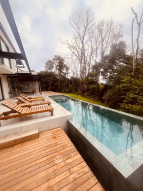 Paraíso em Rancho Queimado com piscina aquecida
